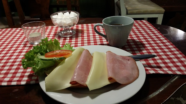 Opinii despre Café Rutiga Duken în Härnösand - Gastronomi och hotellverksamhet