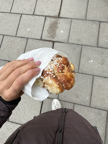 Comentarii opinii despre Le Violon Dingue