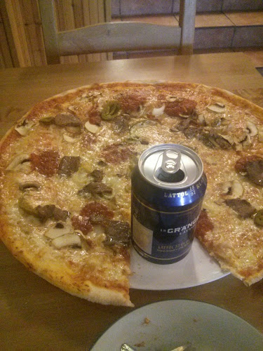 Pizzeria Pino (Pizza Crew Midsommarkransen) Phone number