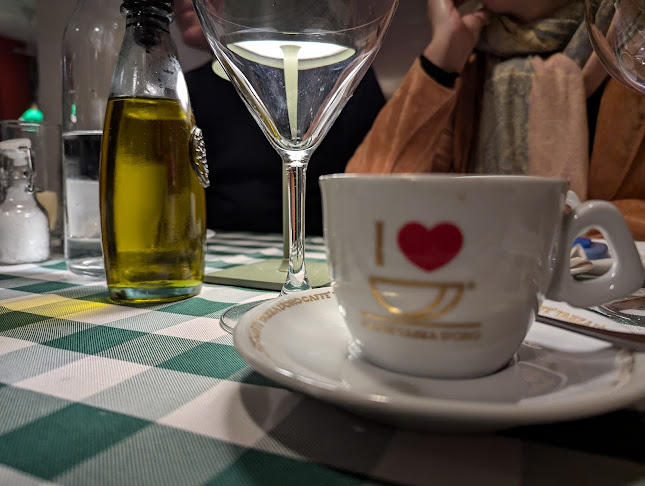 Opinii despre Capridue's Bakficka în Stockholm - Gastronomi och hotellverksamhet