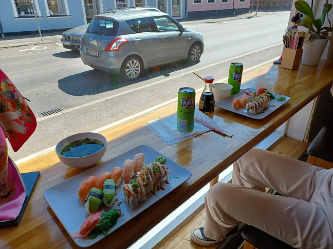 Hanami Sushi Bar Open Times