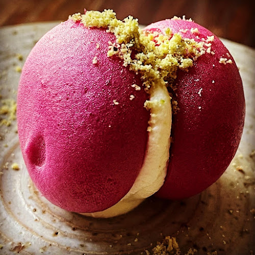 Forslundska Villan Phone number