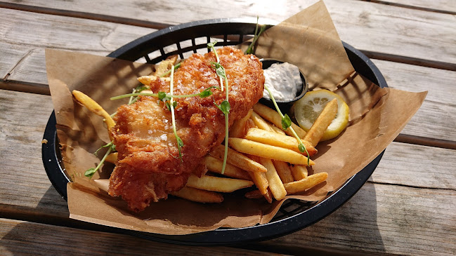 Comments and reviews of Blå Hoddans Fisk och Rökeri