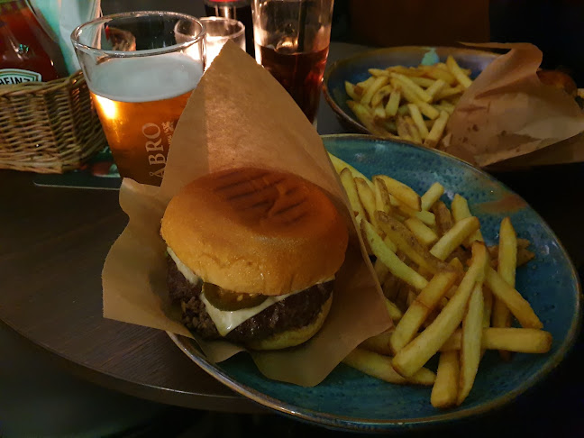 O’Connell’s Irish Pub