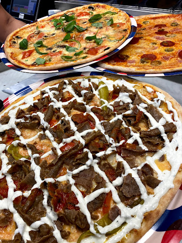 Dragon Pizza Deli Pasta Grill - Gastronomi och hotellverksamhet