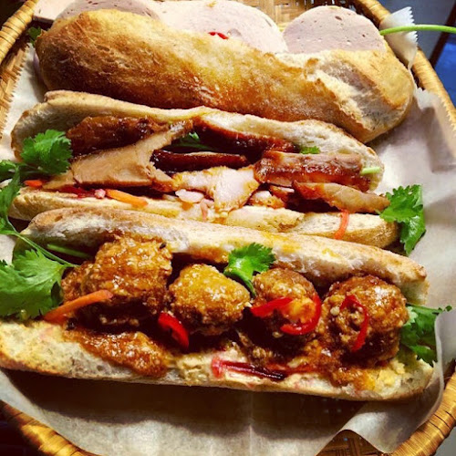 Bánh Mì King Stattena - Vietnamese Street Food - Gastronomi och hotellverksamhet