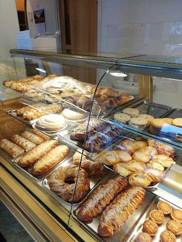 Opinii despre Konditori Köp City în Karlskoga - Gastronomi och hotellverksamhet