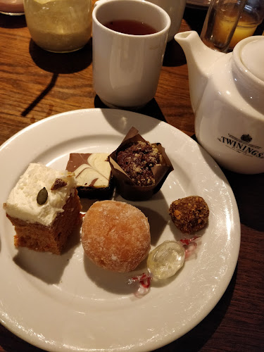 Comentarii opinii despre Drott Bar