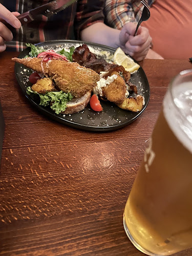 Lochness Restaurang & Pub - Gastronomi och hotellverksamhet