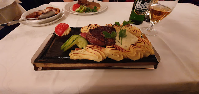 Opinii despre Restaurang Pizzeria Athena în Östersund - Gastronomi och hotellverksamhet