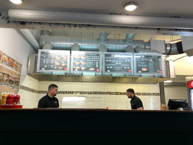 Opinii despre E4-baren în Hägersten - Gastronomi och hotellverksamhet