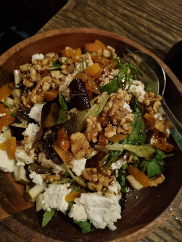 Zigges Garage - Gastronomi och hotellverksamhet