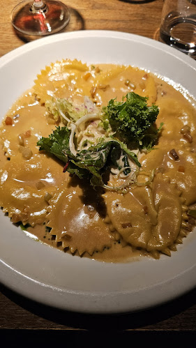 Spesso - Gastronomi och hotellverksamhet