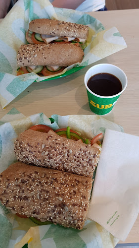 Subway - Gastronomi och hotellverksamhet