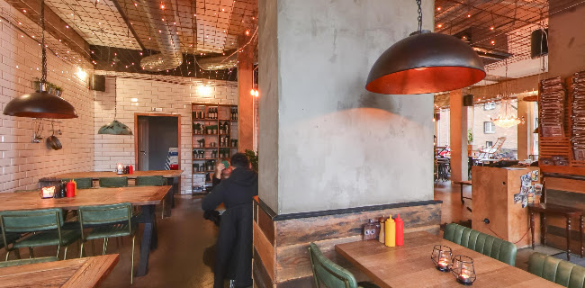 Bada Bing City - Gastronomi och hotellverksamhet