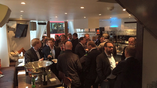 Comentarii opinii despre L'angolo Restaurang & Bar