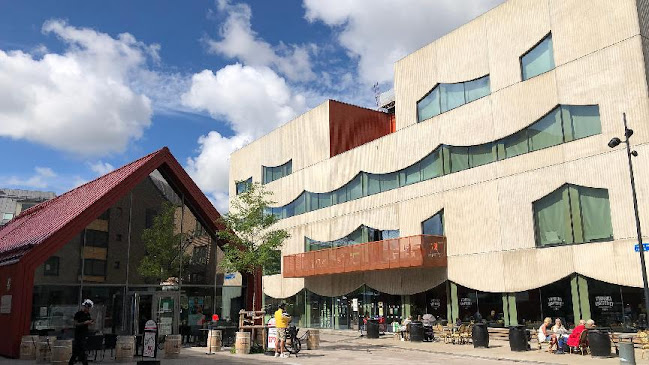 Selma Lagerlöfs torg 2, 422 48 Hisings Backa