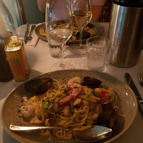 La Madrina - Gastronomi och hotellverksamhet