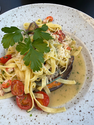 Opinii despre Restaurang Montmartre în Karlskrona - Gastronomi och hotellverksamhet