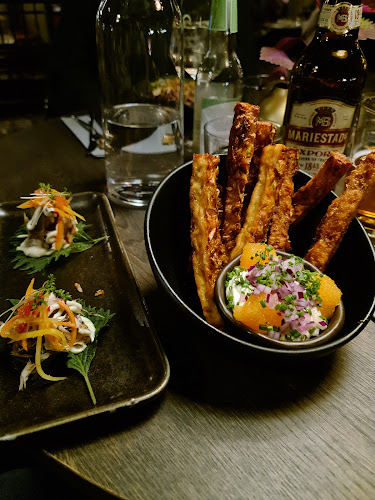 Teburu - Gastronomi och hotellverksamhet