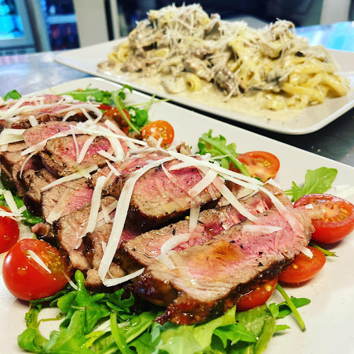 Opinii despre Panncentralen- Italienskt Möte în Kristinehamn - Gastronomi och hotellverksamhet