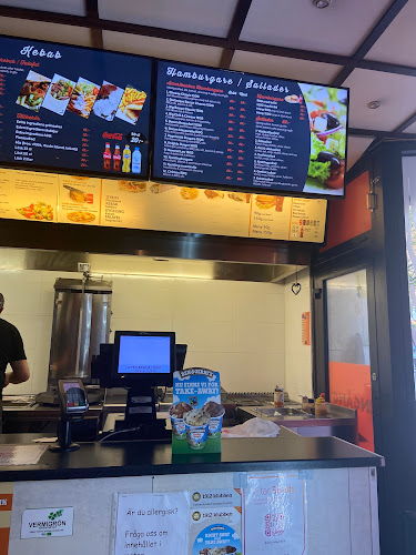 Roni's Kebab Bar - Gastronomi och hotellverksamhet