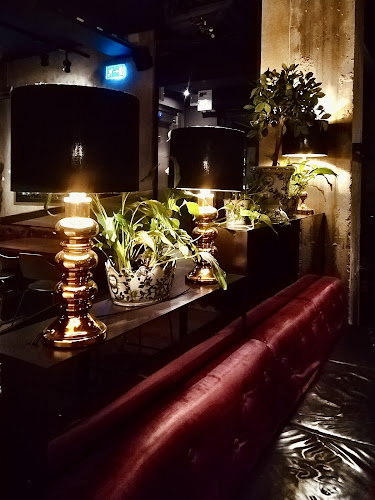 Ling Long - Gastronomi och hotellverksamhet