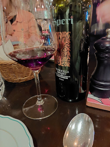 Nonna - Gastronomi och hotellverksamhet