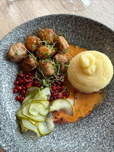 Nilssons Restaurang & Bar - Gastronomi och hotellverksamhet