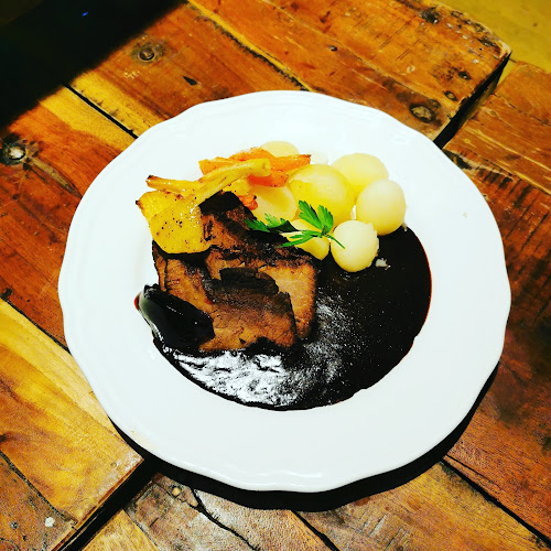 Opinii despre Cesarstugan în Falköping - Gastronomi och hotellverksamhet