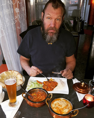 Restaurang Nawab - Gastronomi och hotellverksamhet