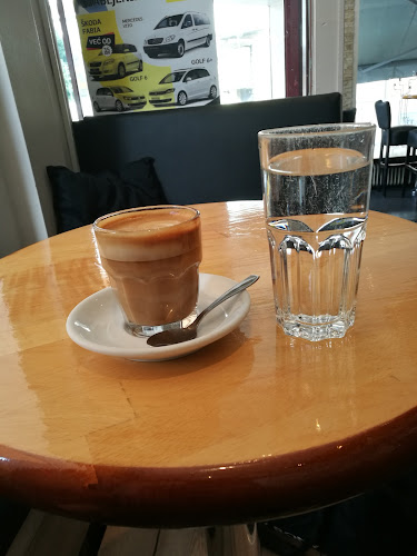 Comentarii opinii despre Cozy Corner Café