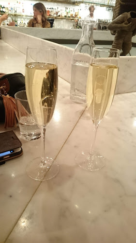 Taverna Brillo - Gastronomi och hotellverksamhet