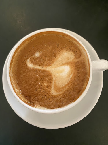 Cafè Pom & Flora Vasastan - Gastronomi och hotellverksamhet