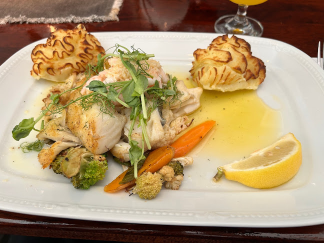 Black and White - Gastronomi och hotellverksamhet