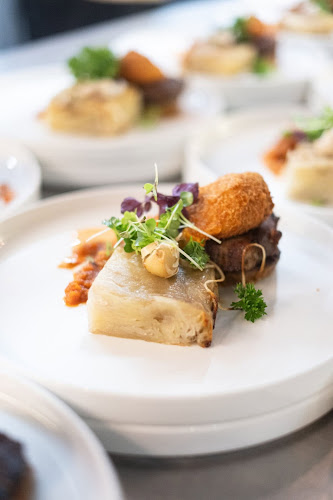 Opinii despre Wallmans Stockholm în Stockholm - Gastronomi och hotellverksamhet