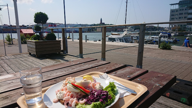 Comments and reviews of Lindholmens Matsal