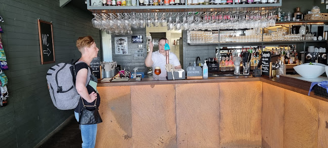 Färjkajen, kajplats 1 3, 722 10 Västerås