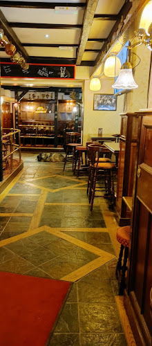 Lion Bar Hornstull - Gastronomi och hotellverksamhet