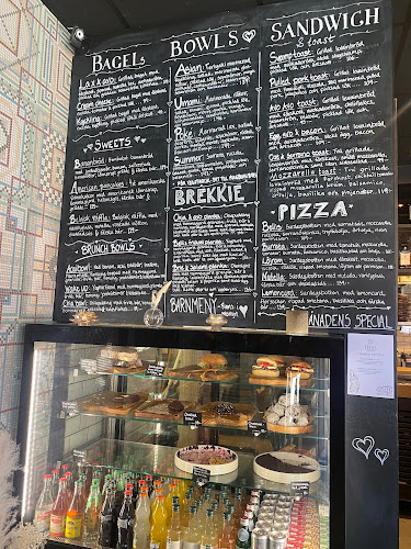 Bellis Café & Cocktails