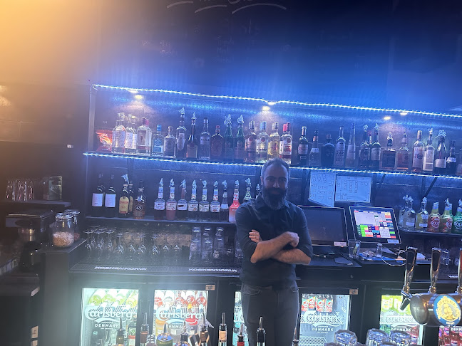 Henriksberg Phone number