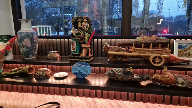 Tbilisis Hörna - Gastronomi och hotellverksamhet