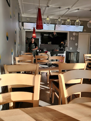 Comentarii opinii despre Broms Café