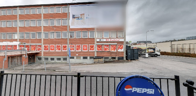 Comentarii opinii despre Young Thai Restaurang & Take away AB