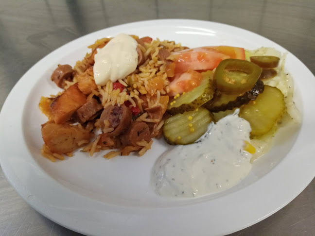 Opinii despre Shaah Macaan Cafe& Salladsbar în Spånga - Gastronomi och hotellverksamhet