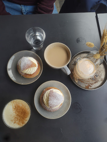 Comments and reviews of Vallentuna Stenugnsbageri