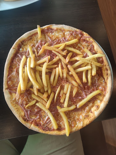 Comments and reviews of Pizzeria Opera Karlstad