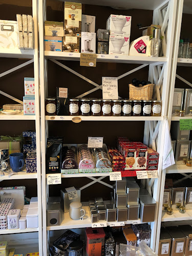 Opinii despre Te & Kryddboden în Höganäs - Gastronomi och hotellverksamhet