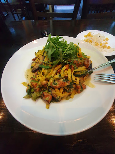 Platini - Gastronomi och hotellverksamhet