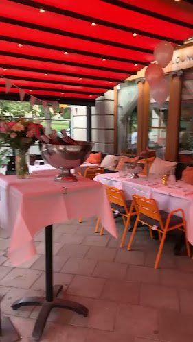 Opinii despre L'angolo Restaurang & Bar în Stockholm - Gastronomi och hotellverksamhet